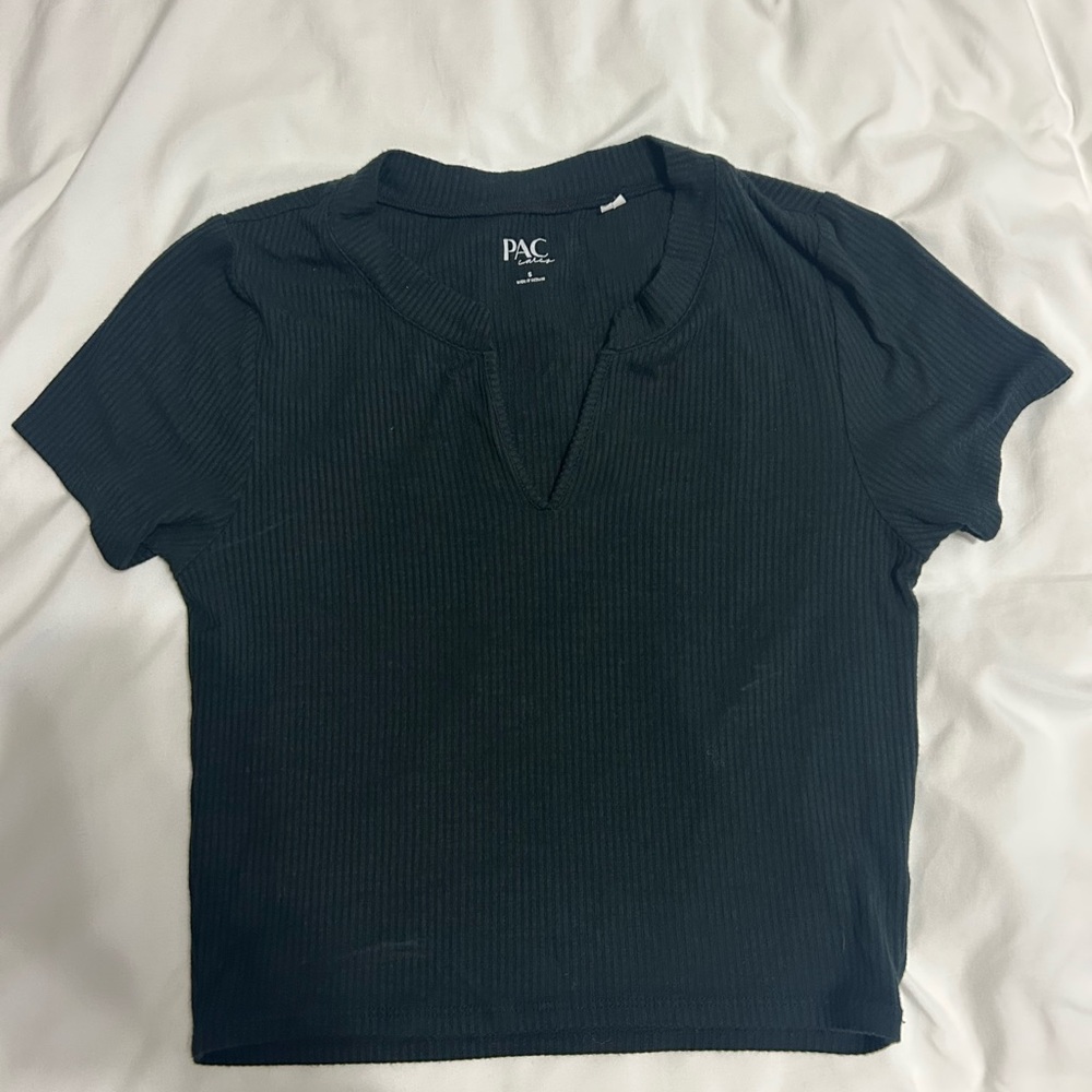 Women's Black Ribbed Top - Cropped